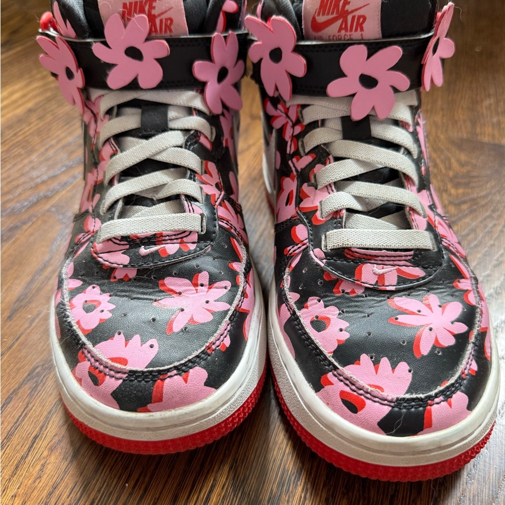 Nike Black and Pink Floral High-Top Air Force 1 Easy-On Sneakers